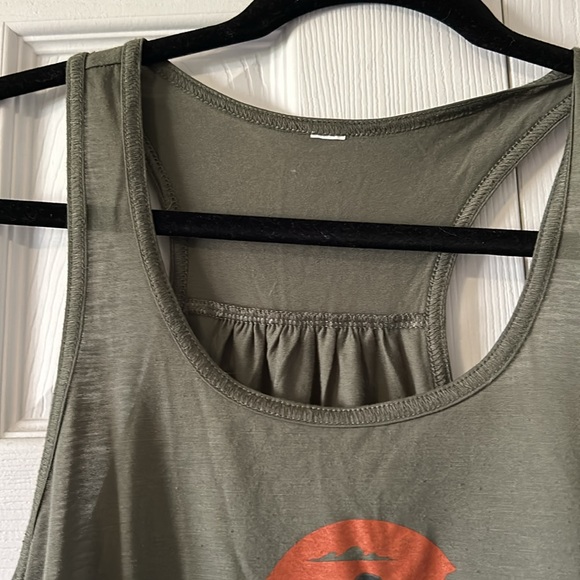 Long army green Outsider tank - Picture 3 of 5